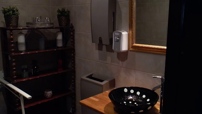 East India - Gastronomi och hotellverksamhet