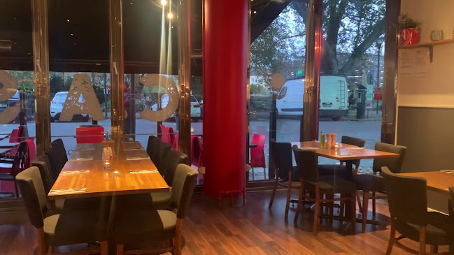 V.E.S.P.A Gustav Adolfs torg - Gastronomi och hotellverksamhet