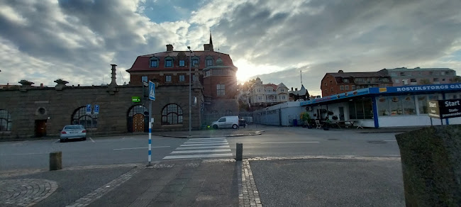 Rosvikstorgs gatukök - Gastronomi och hotellverksamhet
