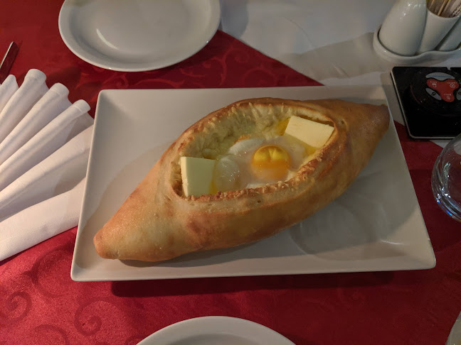 Tiflisi - Gastronomi och hotellverksamhet
