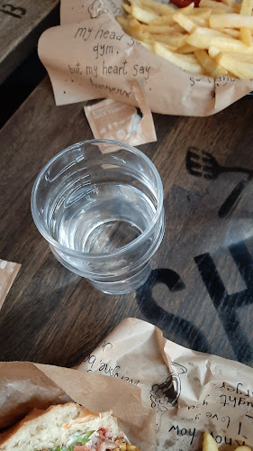 Comentarii opinii despre Shady Burgers Växjö