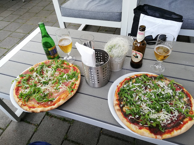 Trattoria La Pizza Phone number