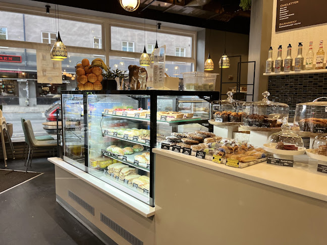 Cafe Hörnan - Gastronomi och hotellverksamhet