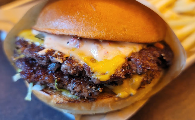 Opinii despre BOO Burgers & Barbecue City în Stockholm - Gastronomi och hotellverksamhet