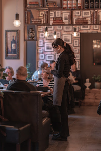 Opinii despre Parma Restaurang Cucina Italiana în Kristinehamn - Gastronomi och hotellverksamhet