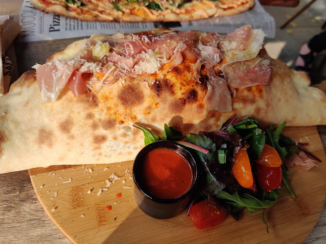 Mocca deli Västerås - Gastronomi och hotellverksamhet