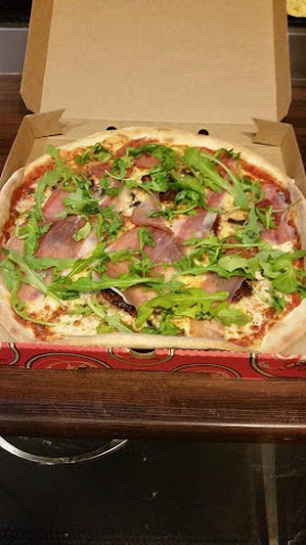 Pizzeria Empoli - Gastronomi och hotellverksamhet