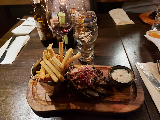 Henriksberg Phone number