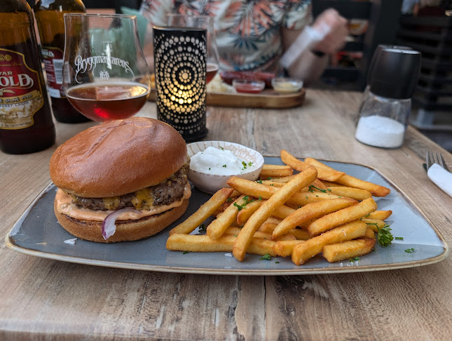 Reviews of FF:s Bar Och Ett Litet Kök in Kalmar - Gastronomi och hotellverksamhet