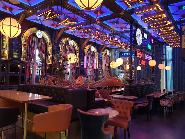 Opinii despre Le Pain Français Metropolitan Brew & Grill în Göteborg - Gastronomi och hotellverksamhet