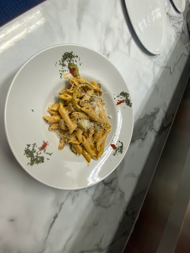 Reviews of Pizzeria Arena in Gnesta - Gastronomi och hotellverksamhet