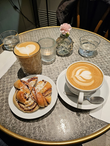Kafé Två Goda Ting - Gastronomi och hotellverksamhet