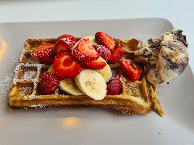 Opinii despre Glassen och våfflan în Göteborg - Gastronomi och hotellverksamhet