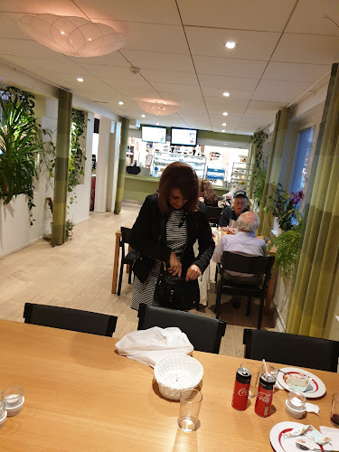 Opinii despre Silvias kök & bar în Skärholmen - Gastronomi och hotellverksamhet