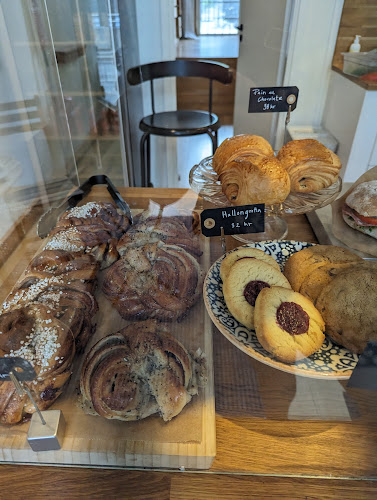 Vävarns Kaffe Open Times