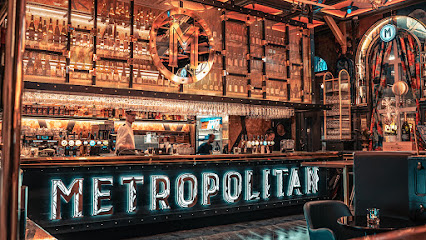 Le Pain Français Metropolitan Brew & Grill