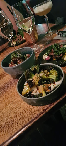 Udda - Gastronomi och hotellverksamhet