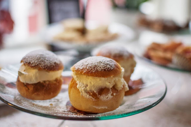 Reviews of Husby Gård in Kista - Gastronomi och hotellverksamhet