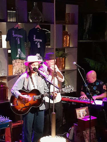 Q.bar Sundsvall - Gastronomi och hotellverksamhet