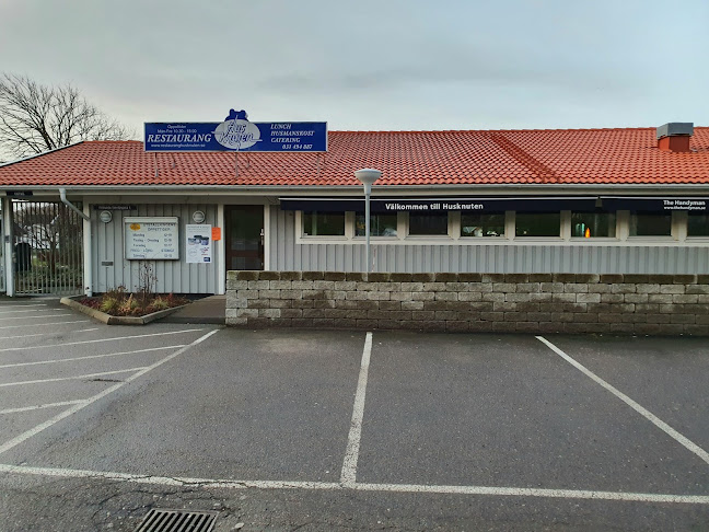 Restaurang Husknuten - Gastronomi och hotellverksamhet