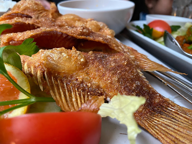 Opinii despre Rimlay thaikök în Nacka Strand - Gastronomi och hotellverksamhet