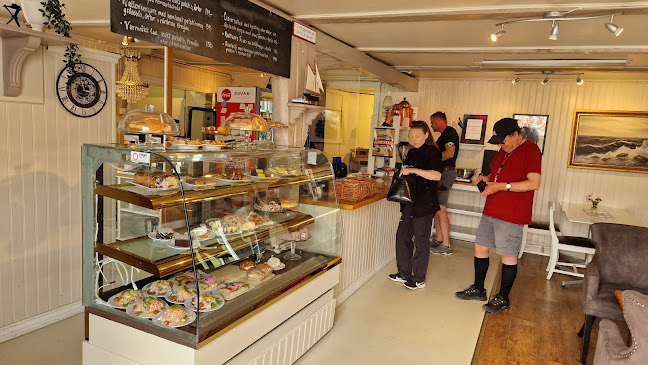 Cafe Baltzar von Platen - Gastronomi och hotellverksamhet