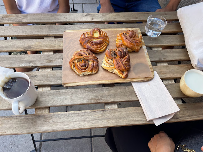 Opinii despre Bröd & Salt Sveavägen în Stockholm - Gastronomi och hotellverksamhet