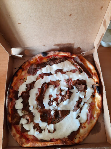 Opinii despre Pizzahuset Lyckeby în Lyckeby - Gastronomi och hotellverksamhet