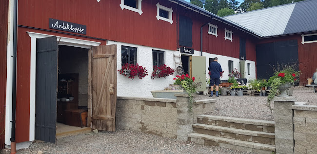 Opinii despre Blomsterlycka Gård în By Kyrkby - Gastronomi och hotellverksamhet