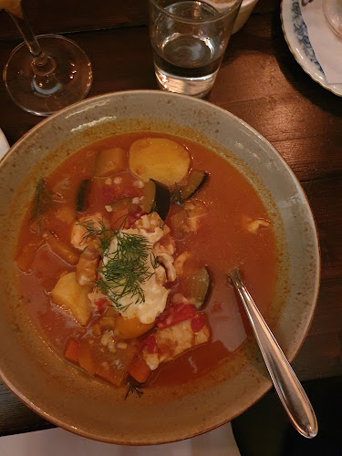 Opinii despre Restaurang Kryp In Södermalm în Stockholm - Gastronomi och hotellverksamhet