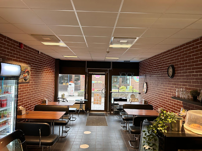 Kärra Cafe Och Konditori