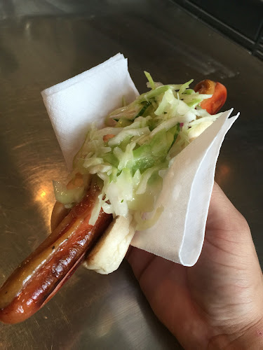 Opinii despre Torggårdens Grill & Kiosk în Båstad - Gastronomi och hotellverksamhet