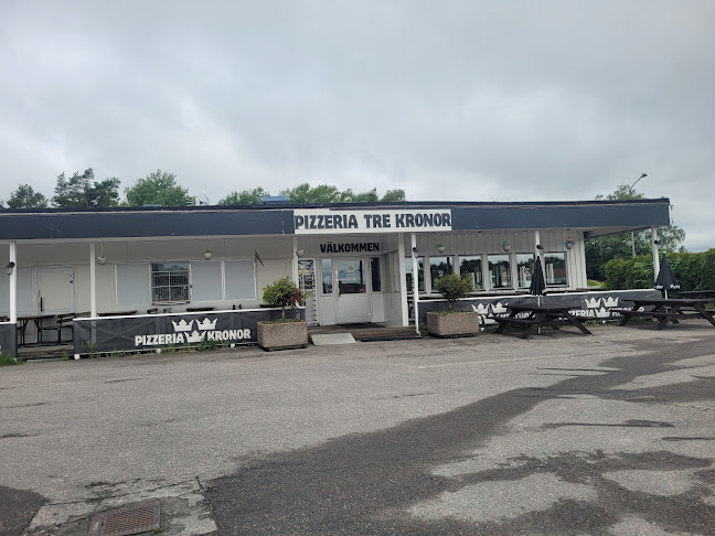 Pizzeria Tre Kronor - Gastronomi och hotellverksamhet