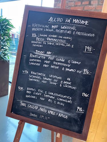 Opinii despre Madame Brasserie & Café în Värnamo - Gastronomi och hotellverksamhet