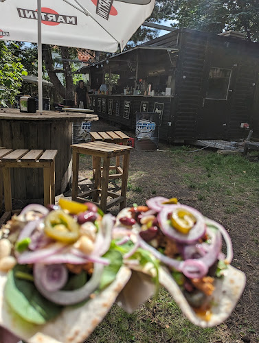 Messy & Tasty Phone number