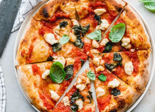 Opinii despre Svamptorgetspizzeria în Uppsala - Gastronomi och hotellverksamhet