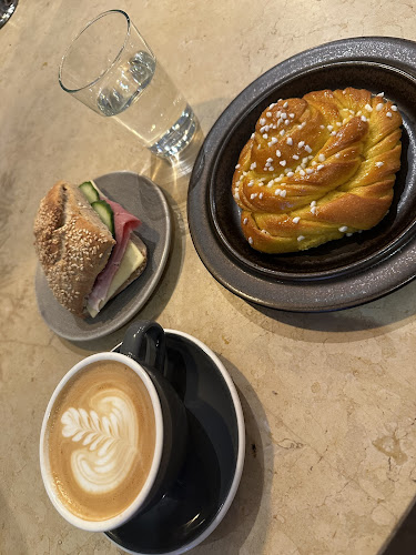 Café Pascal - Gastronomi och hotellverksamhet