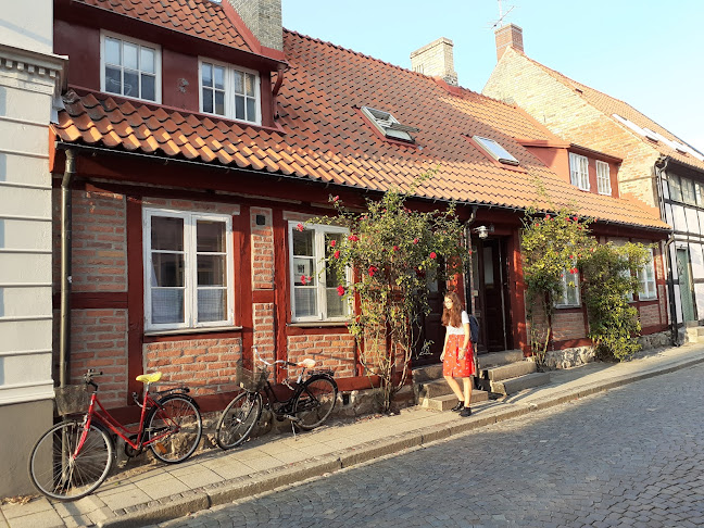 Govindas Vegetarian & Vegan Restaurant Phone number