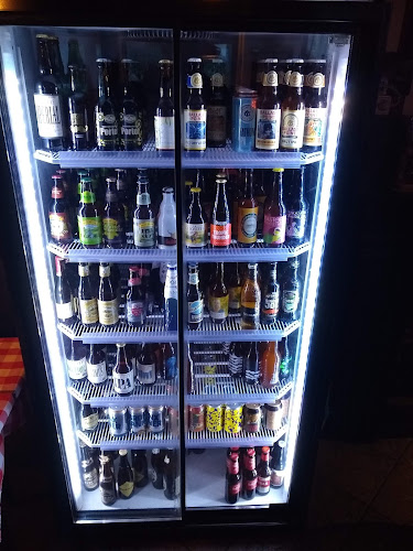 Opinii despre Kullens Bar & Kök în Bromma - Gastronomi och hotellverksamhet