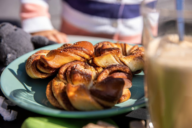 Opinii despre Lyckans Stenugnsbageri în Hunnebostrand - Gastronomi och hotellverksamhet