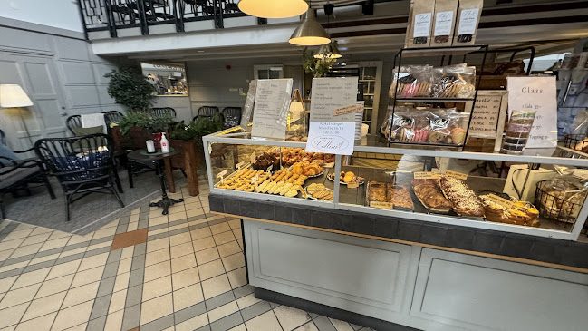 Krokanen Café & Restaurang AB - Gastronomi och hotellverksamhet