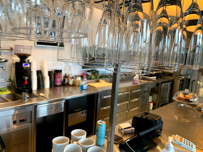 Café Två Bönor Phone number