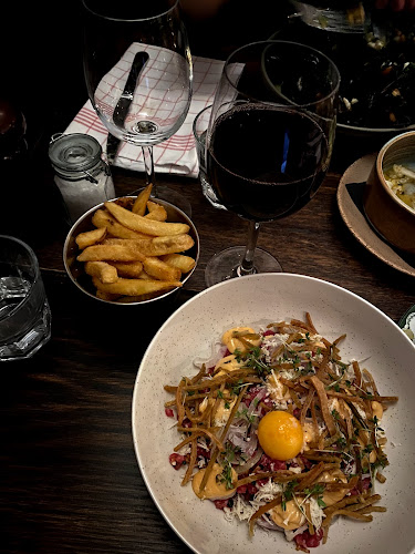 Due Ragazzi - Gastronomi och hotellverksamhet