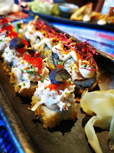 Senshi Sushibar - Gastronomi och hotellverksamhet