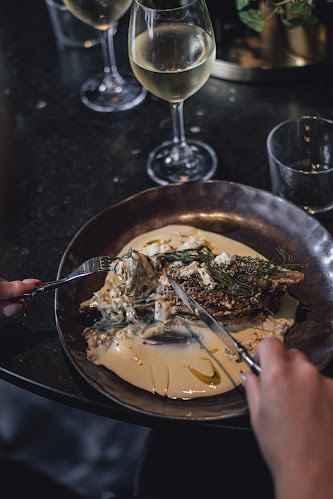 Comentarii opinii despre Bistro V