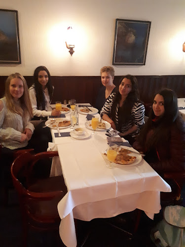 Opinii despre Restaurang Pizzeria Athena în Östersund - Gastronomi och hotellverksamhet