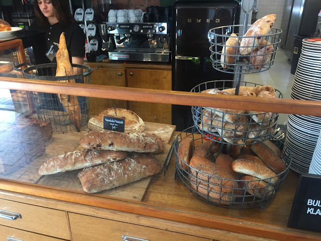 Skeppshandelns Stenugnsbageri Open Times