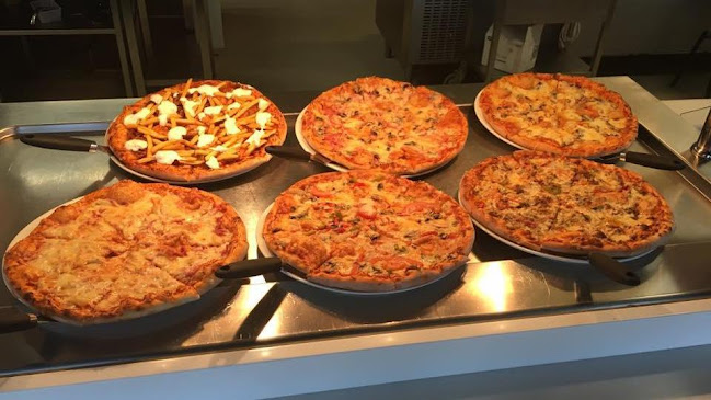 Opinii despre Köket Restaurang och Pizzeria în Örebro - Gastronomi och hotellverksamhet