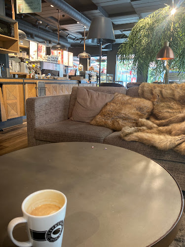 Espresso House Sandviken - Gastronomi och hotellverksamhet