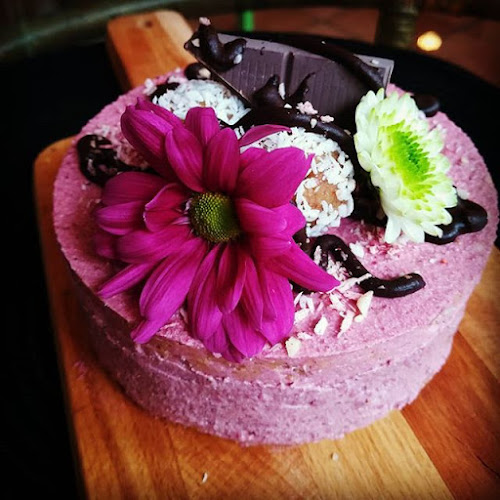 Comments and reviews of eko-LOGISKT konceptcafé & vänner